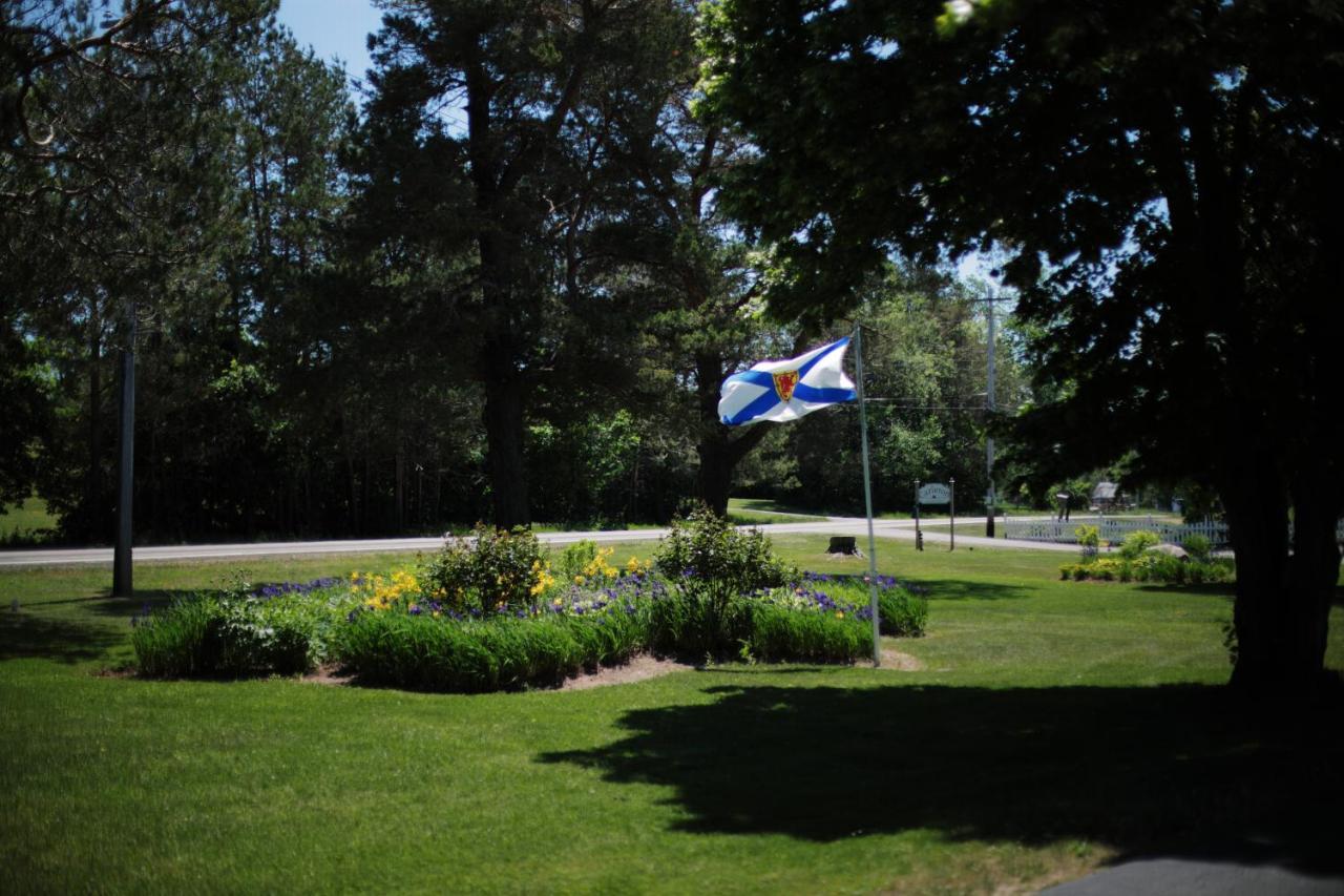 Carleton Inn & Cottages Bridgetown Eksteriør bilde